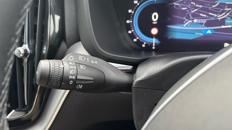 Volvo Xc60 2.0 B4D R DESIGN 5dr AWD Geartronic Diesel Estate